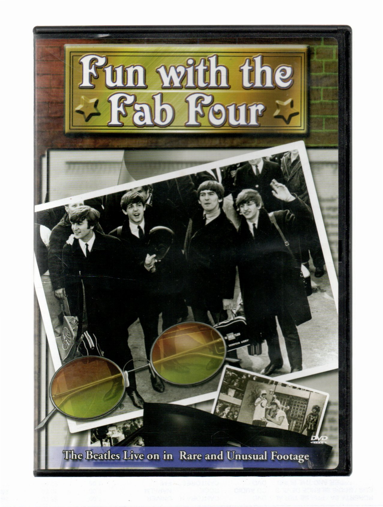 40d2523d828635611d64ead173445552.jpg DVD THE BEATLES - FUN WITH THE FAB FOUR - Imagem 1