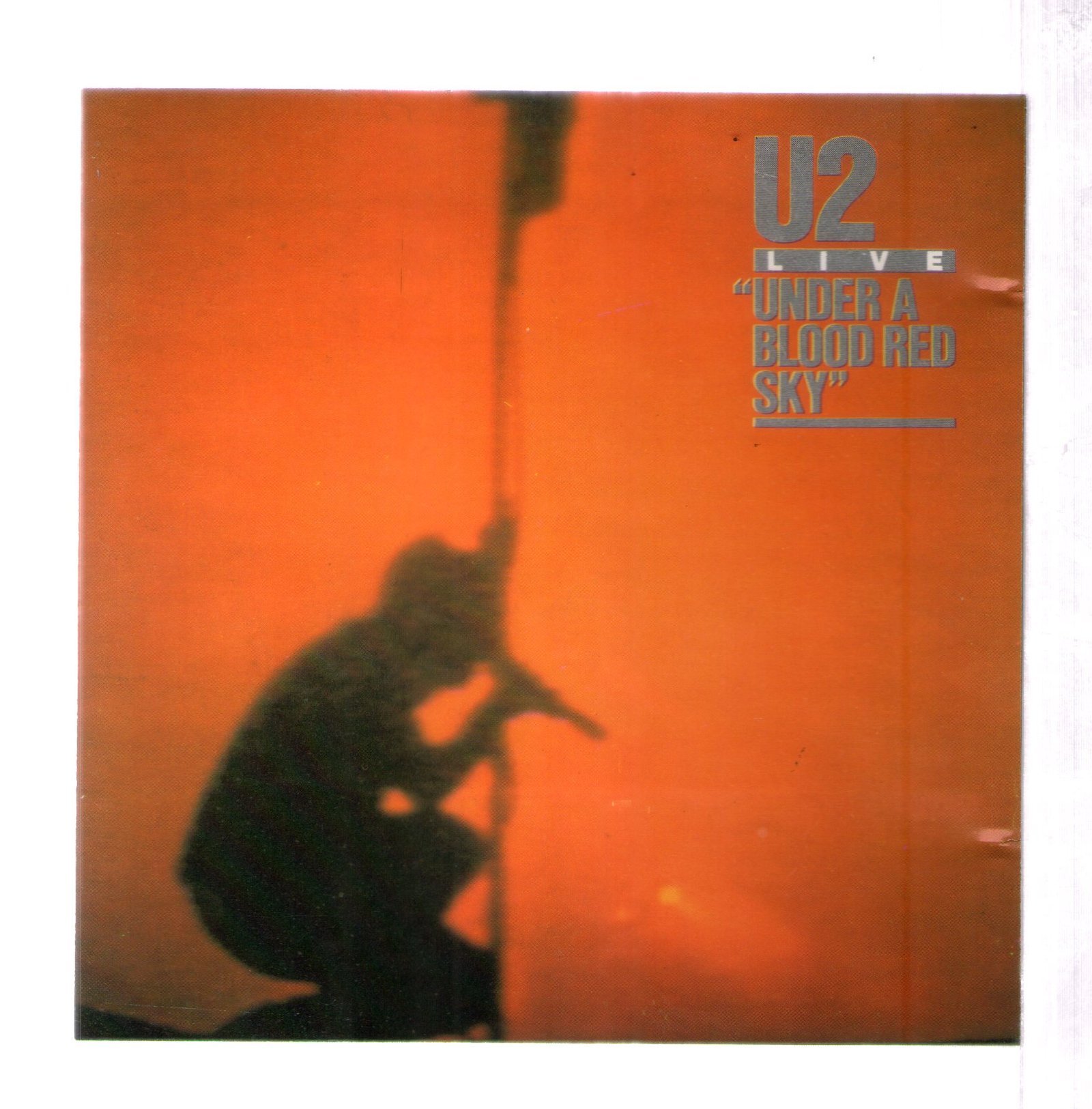 d2363958ec4c9f1f17f567c033da478e.jpg Cd U2 - Live Under A Blood Red Sky - Imagem 1